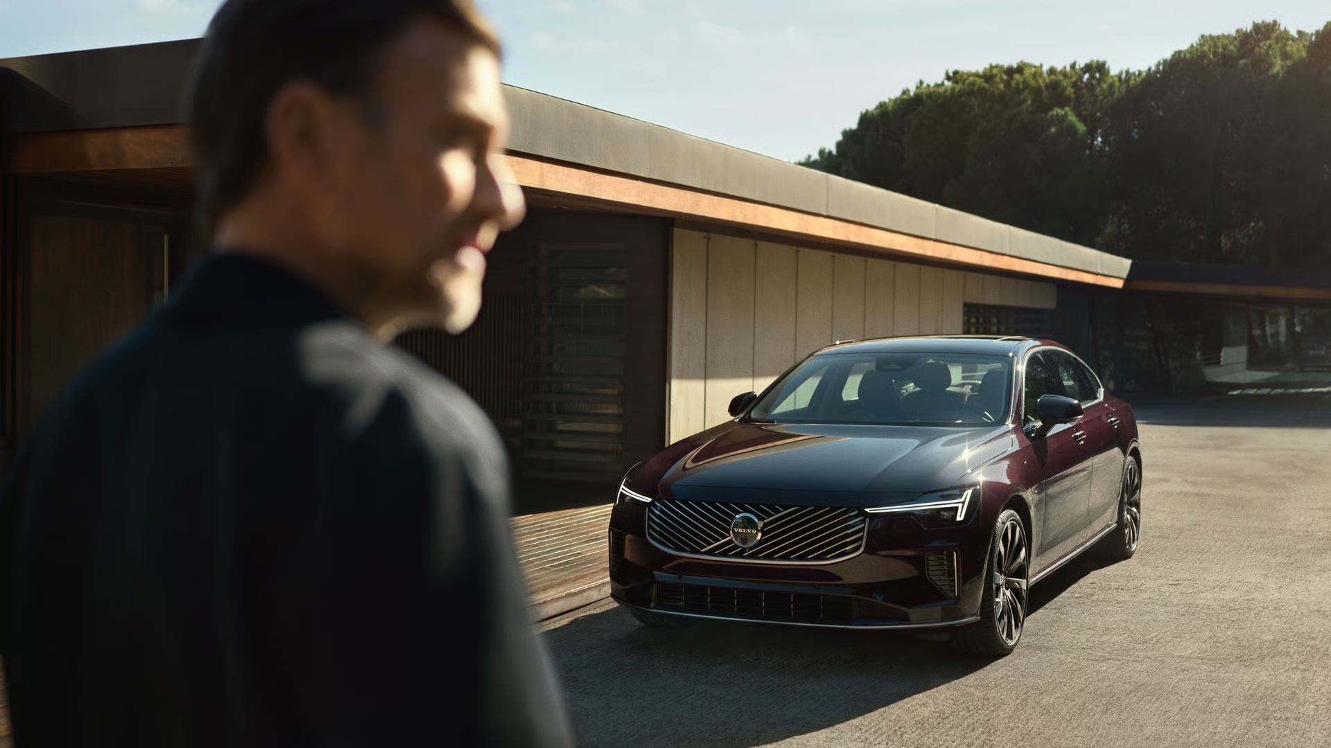 So Sánh Xe Volvo S90 Plug-in Hybrid Chi Tiết: Giá, Thông Số