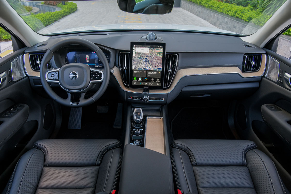 Xe Volvo XC60 Plug-in Hybrid Nội Thất Có Gì