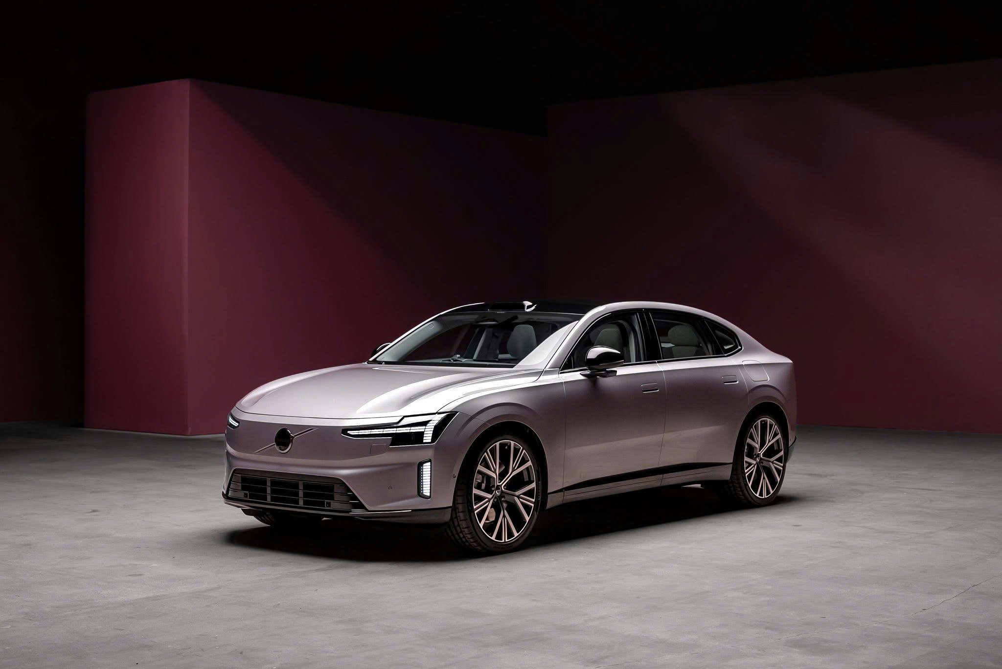 Volvo ES90: Mẫu Sedan Thuần Điện - Thông Số - Giá Bán