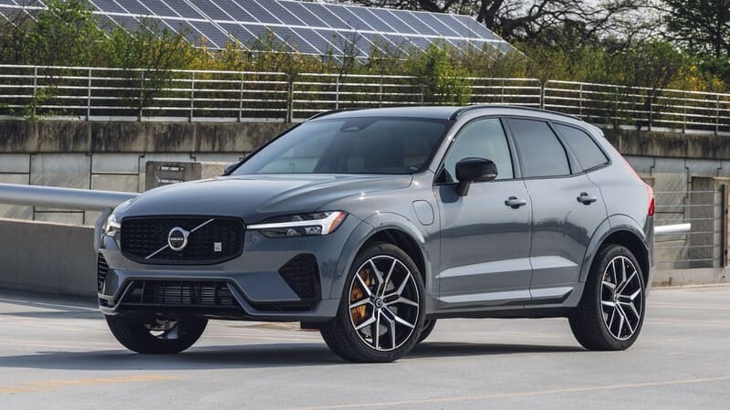 Các Dòng Sedan & Wagon Tinh Tế và Đa Dụng