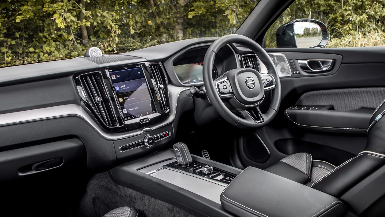 Sở Hữu Xe Volvo Chính Hãng Cùng Dịch Vụ Tận Tâm