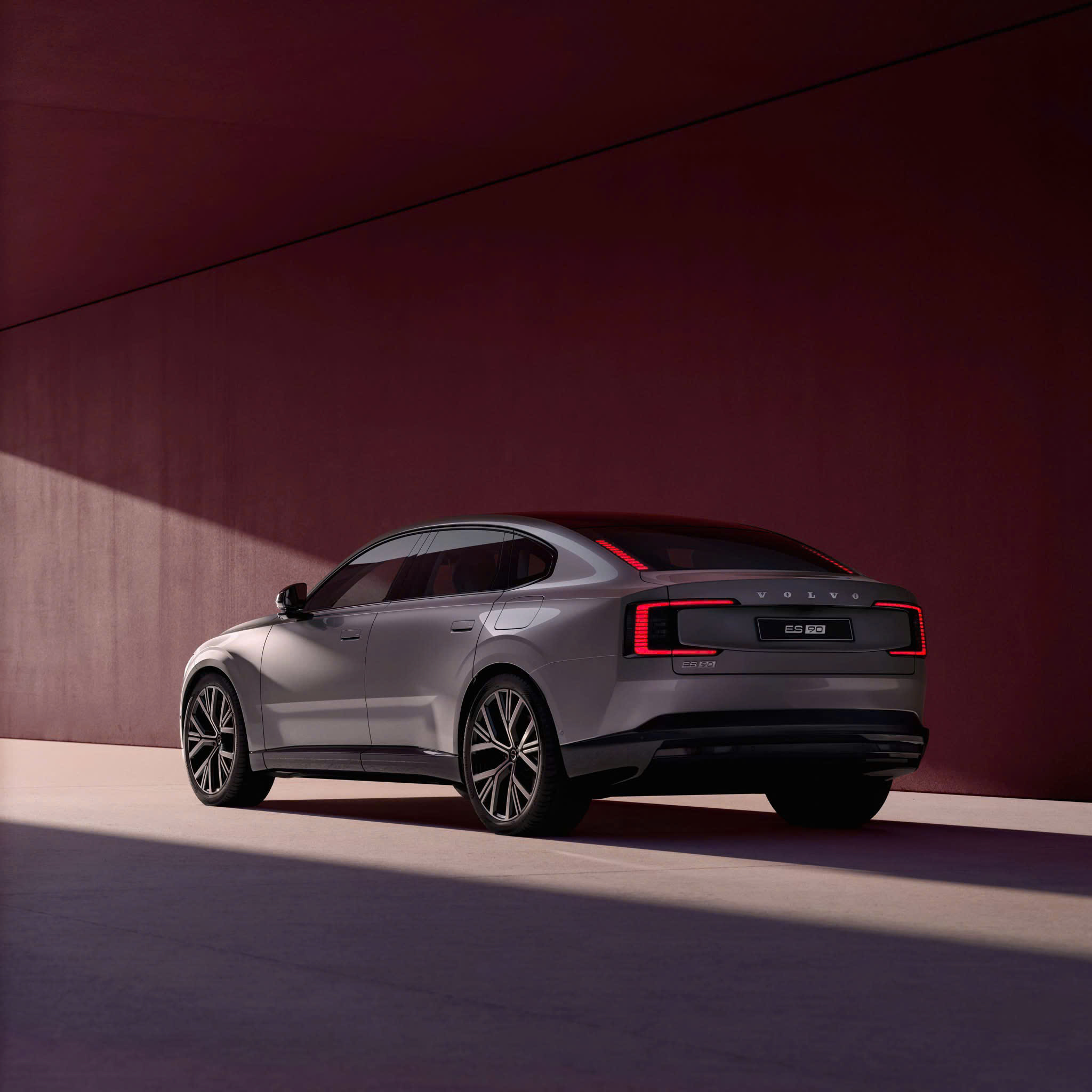 Trải Nghiệm Volvo ES90 2026 Tại Việt Nam