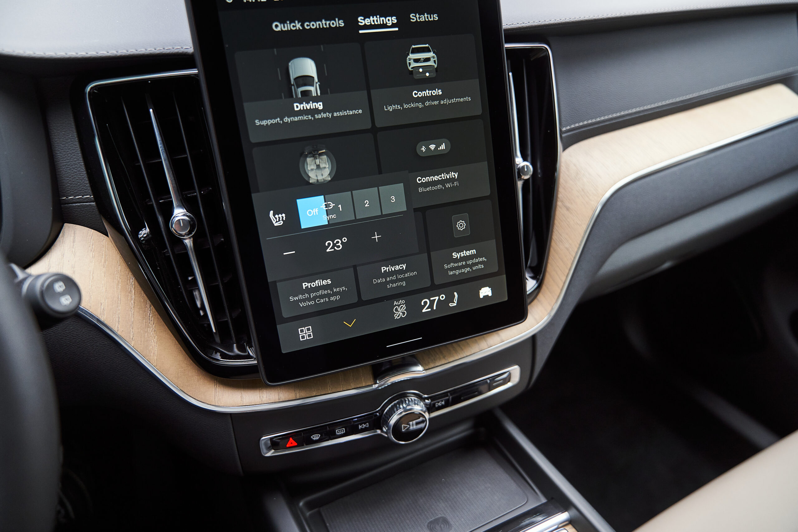 Xe Volvo XC60 Plug-in Hybrid Nội Thất Có Gì