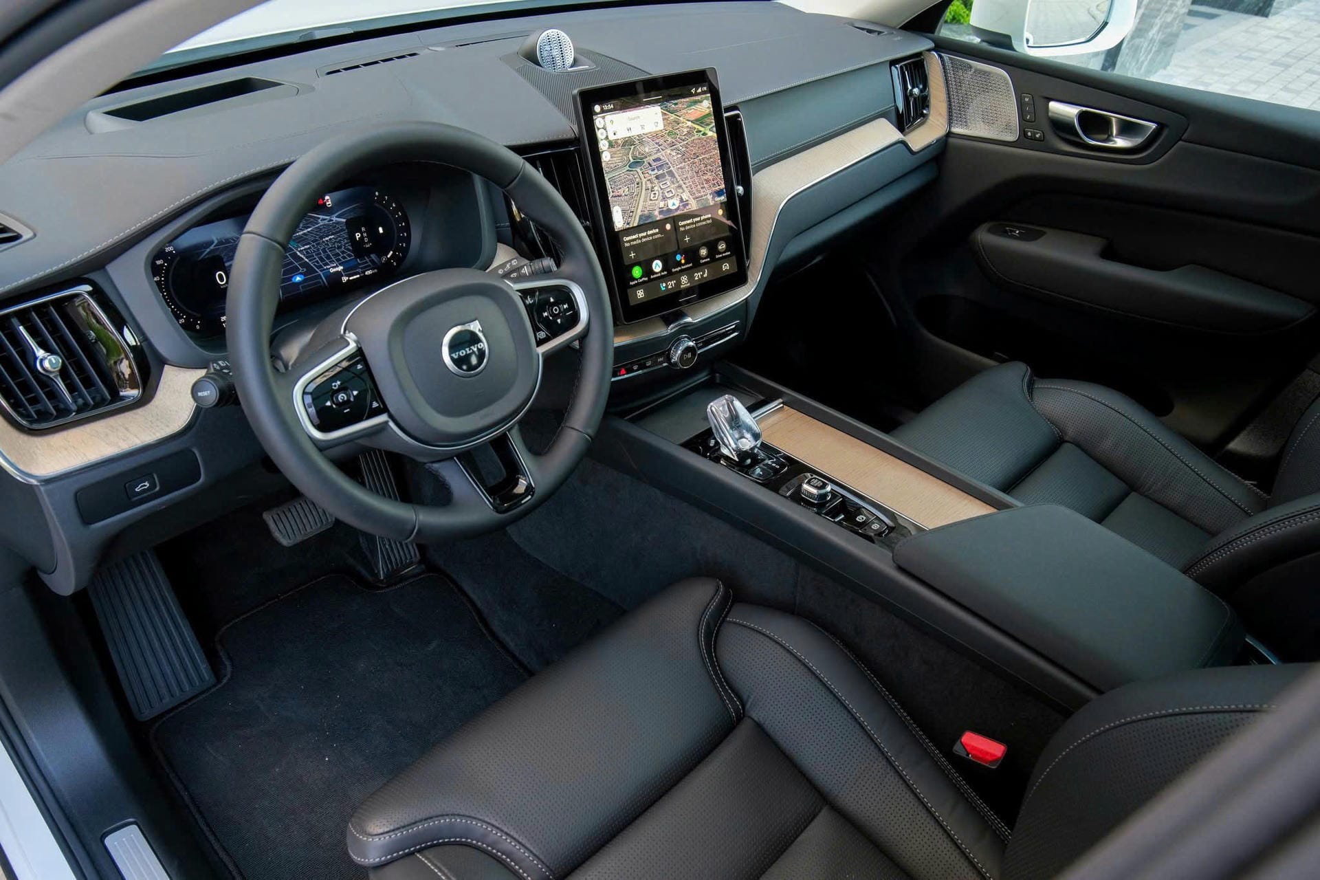 Xe Volvo XC60 Plug-in Hybrid Nội Thất Có Gì
